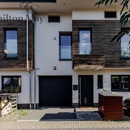 The Family House Warsaw Wawer Villa Exterior photo